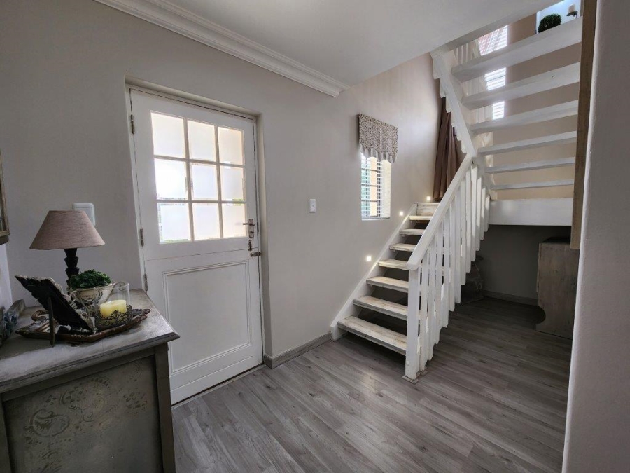 3 Bedroom Property for Sale in Vakansieplaas Western Cape